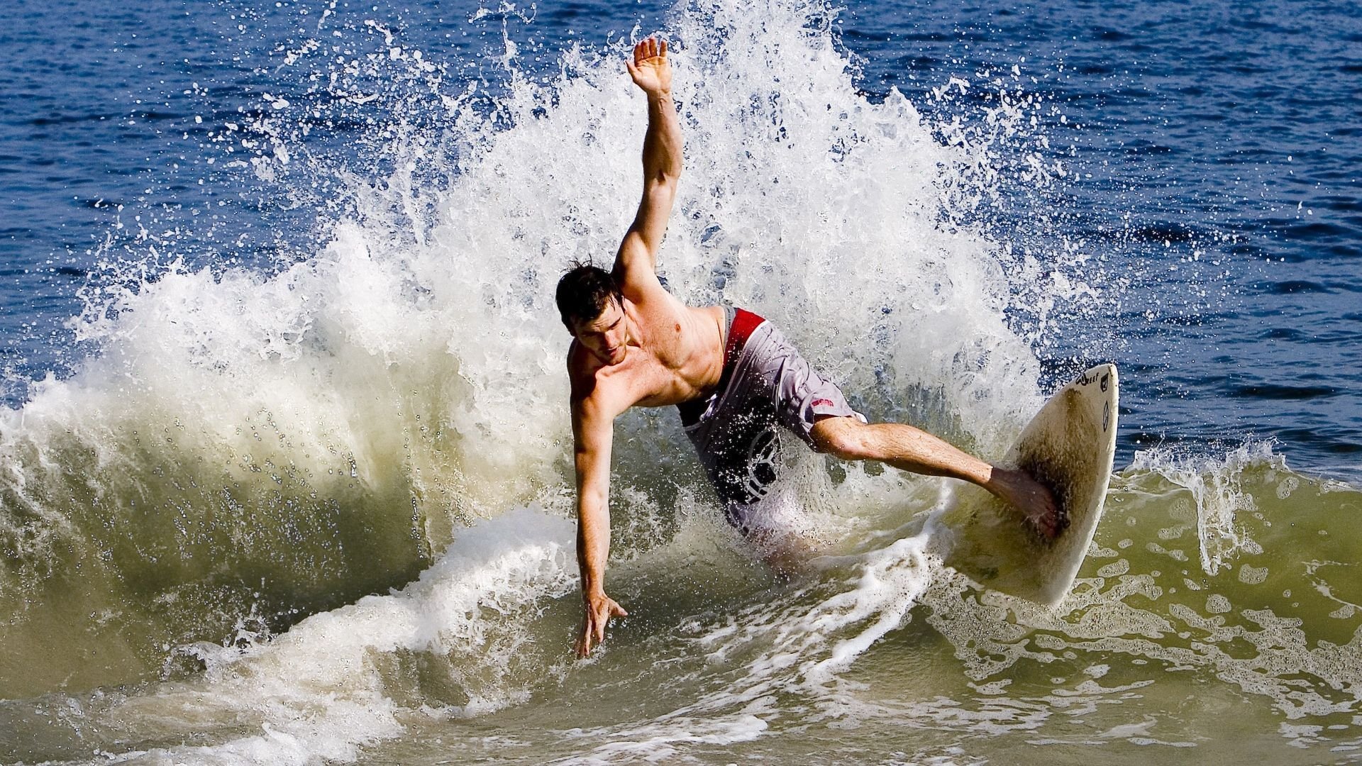 9游游戏官网-世界级电竞赛事的幕后：主办方的筹备、技术保障与市场营销策略